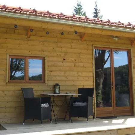 Lavaux Bed & Breakfast *